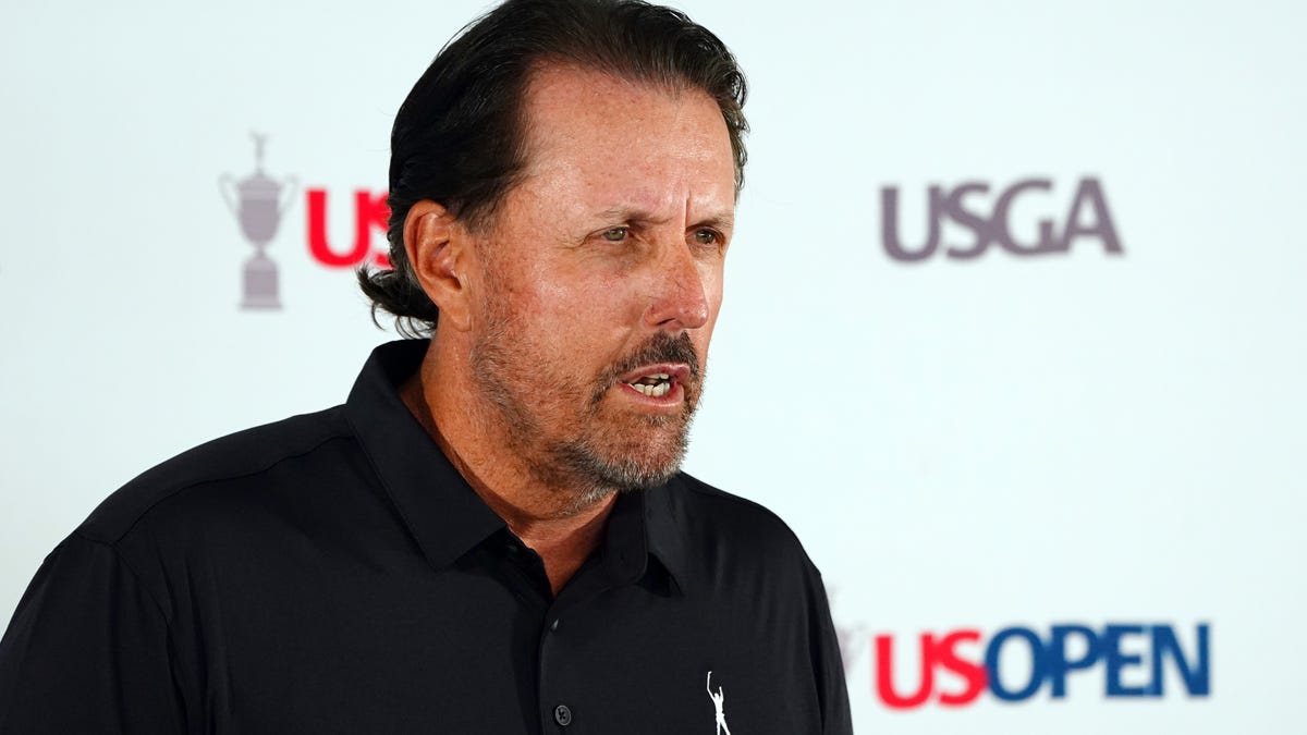 Phil Mickelson et Saudi LIV Golf suscitent la réaction des familles du 11 septembre à l’US Open