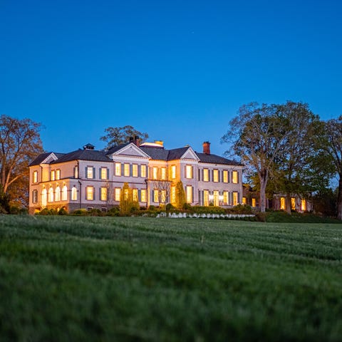 The property, which is known as Steen Valetje, inc