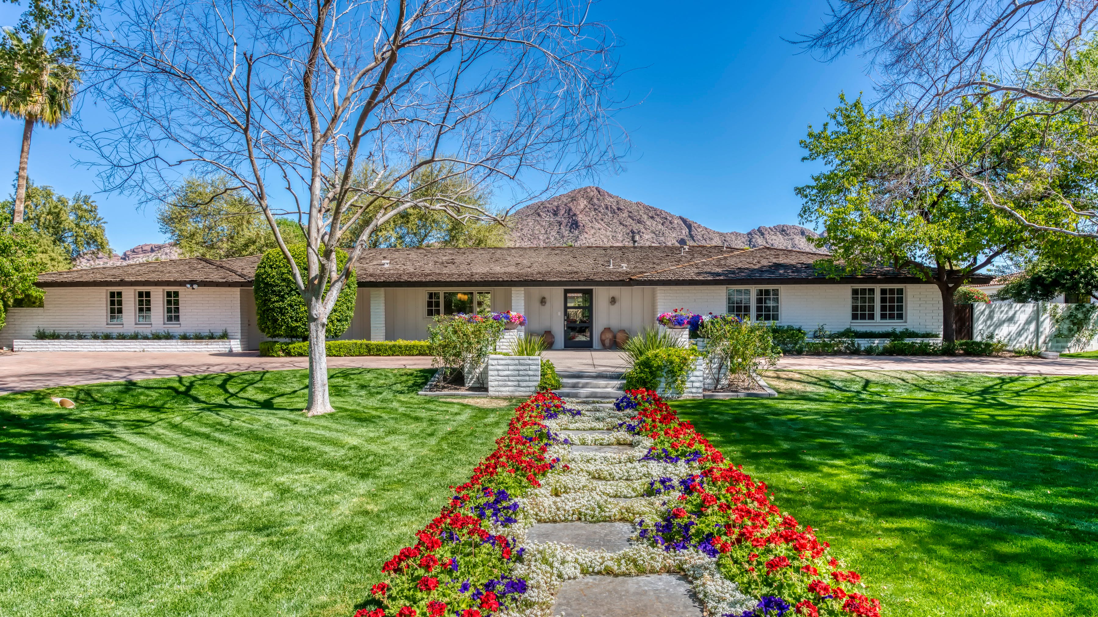 COOL HOME