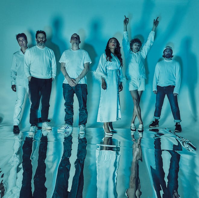 !!! (‘Chk Chk Chk’) transmite mucha energía en un concierto de Columbus !!! (‘Chk Chk Chk’) transmite mucha energía en un concierto de Columbus