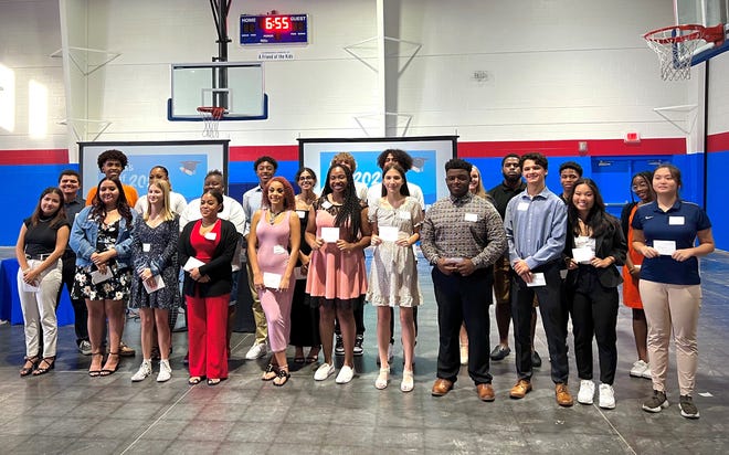 The Boys & Girls Clubs of Sarasota and DeSoto Counties held its annual Senior Celebration on June 9 at the Dick Vitale Sports and Fitness Center at the Lee Wetherington Club.