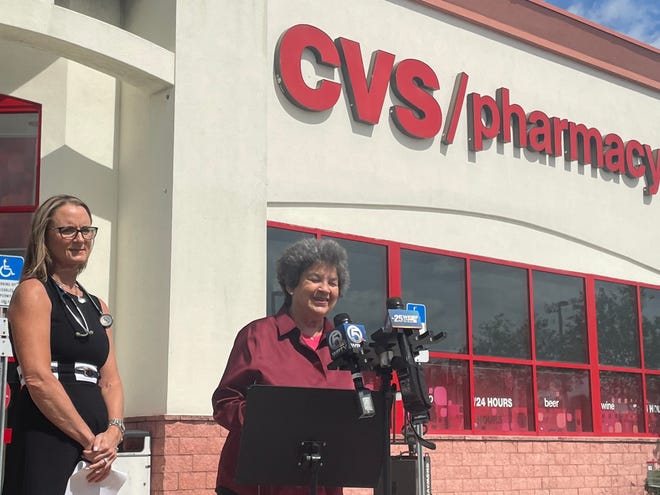 Dr. Shannon Fox-Levine, president of the Palm Beach Pediatric Society. and U.S. Rep. Lois Frankel hold a news conference at the CVS at 2077 North Military Trail outside West Palm Beach. Christopher Persaud/The Palml Beach Post