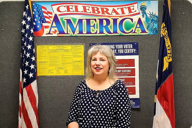Meloni Wray, Craven County board of elections director, is stepping down after nearly a decade in the position.