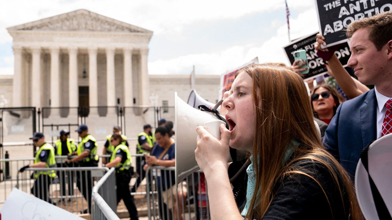 Protests erupt outside Supreme Court after decision on abortion rights
