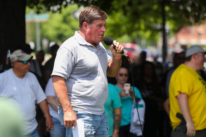 Jeff Hague of the Delaware State Sportsmen's Association speaks at a pro-gun rights rally on the Legislative Mall in Dover, Saturday, June 25, 2022.