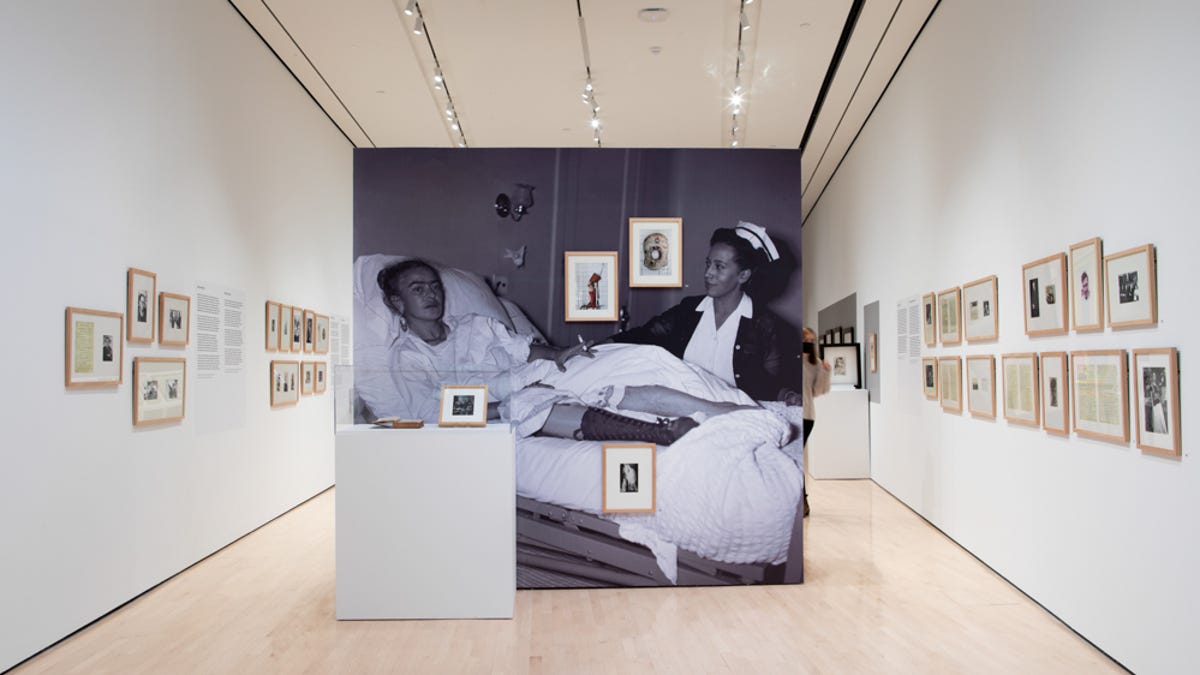 ‘Kahlo Without Borders’ menempatkan artis terkenal dalam konteks
