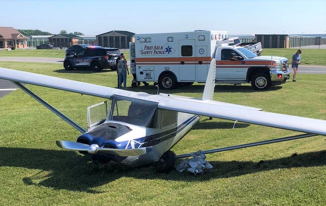 South Londonderry Township Police report no one was seriously injured after a plane struck a car near Reigle Airport over the weekend as it was preparing to land.