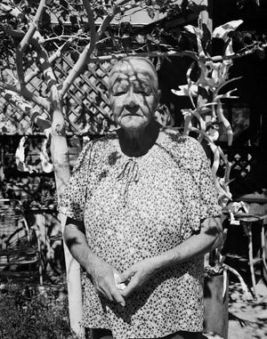 "داستي موريس ، وادي أوينز ، كاليفورنيا" بقلم مايكل لوندجرين