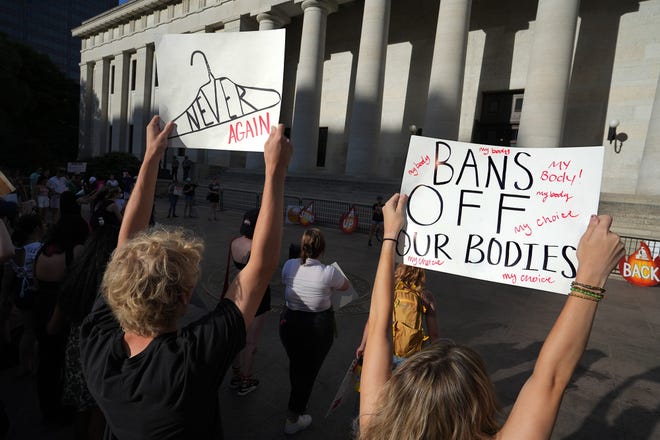June 28, 2022; Columbus, Ohio; People protest at the Ohio Statehouse during the central Ohio student-led rally for reproductive rights. Fred Squillante-The Columbus Dispatch
