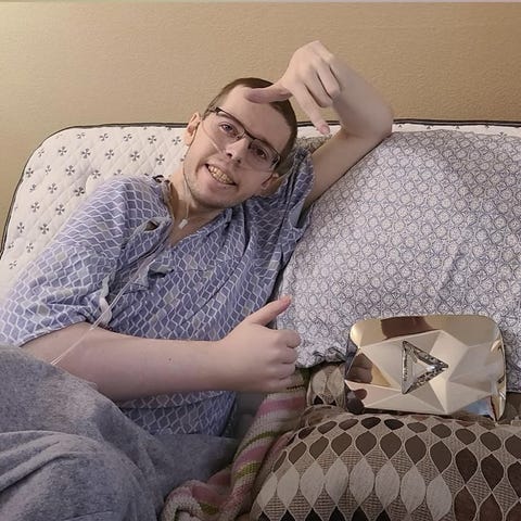 A popular Minecraft YouTuber who went by the monik