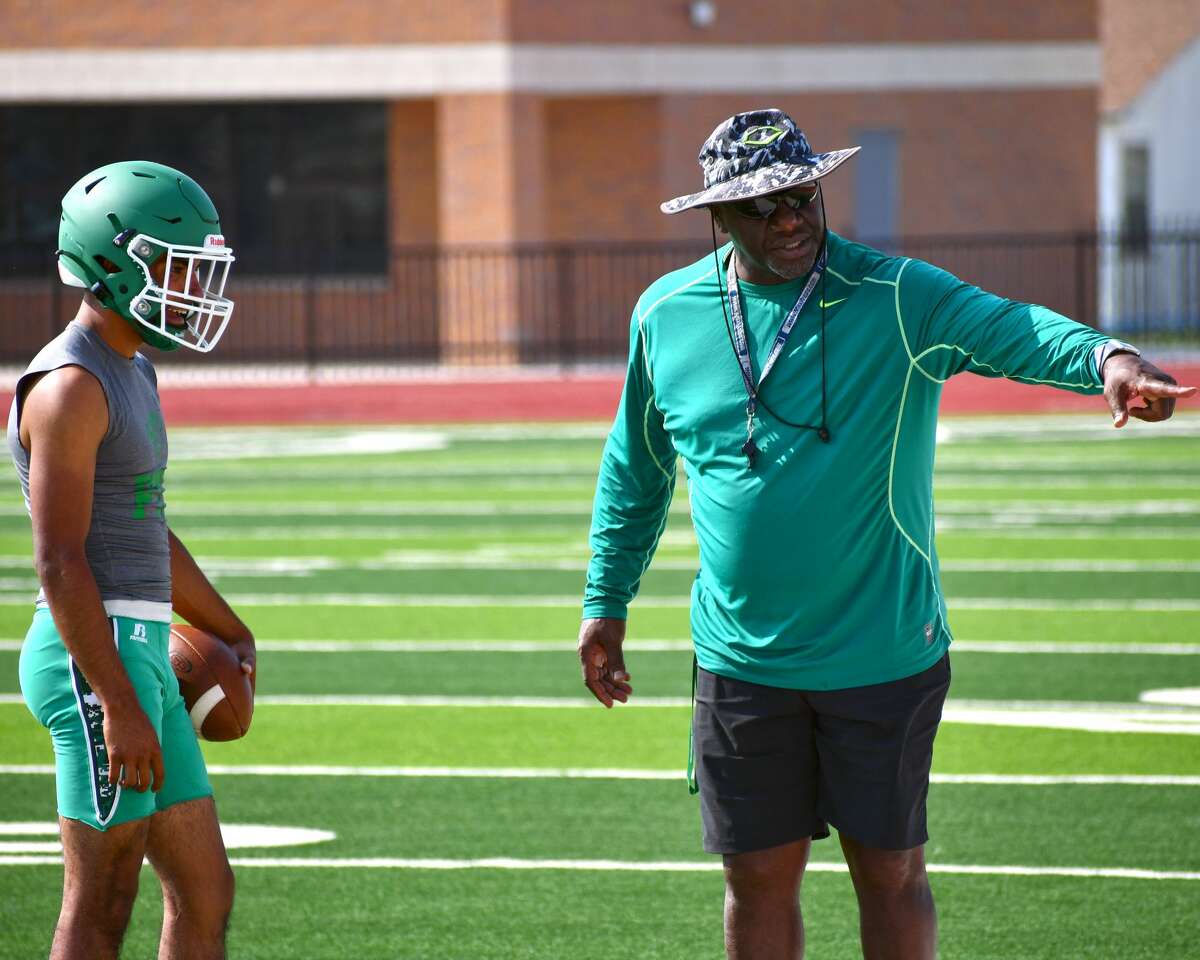 Friday Night Rewind Floydada, Littlefield football winning with defense