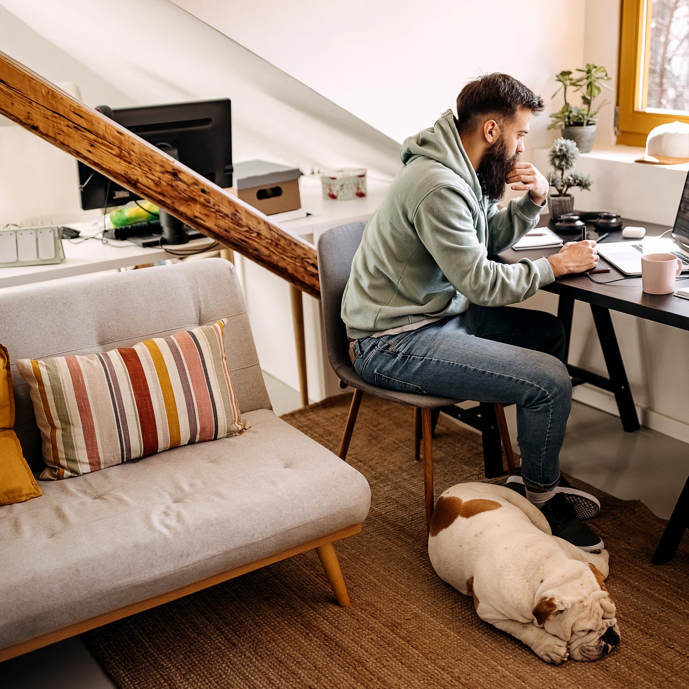 Asynchronous work has been the secret weapon of some of the most successful leaders worldwide, and remote/hybrid work truly highlighted its advantages.