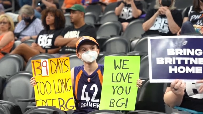 Brittney Griner's wife Cherelle at 'Bring BG Home' rally: 'I honestly can't rest until she's home' thumbnail