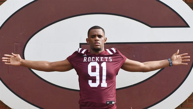 Gardendale football four-star defensive line recruit Kelby Collins.