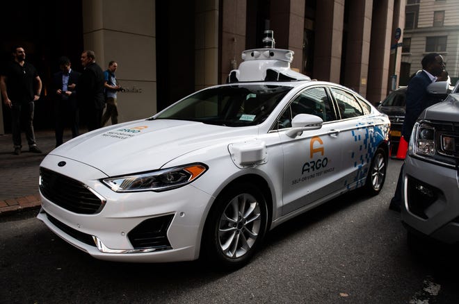 Ford Motor Co. and Volkswagen AG will absorb their autonomous vehicle partner, Argo AI.