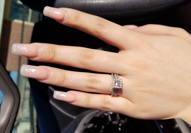 This wedding ring set represents Priscilla Talavera's 20th wedding anniversary. The rings were lost in a parking space at the 100 block of South Gold Avenue near the Sounds Good Café. Priscilla and her husband, Tommy, are from Lordsburg, NM and are offering a reward for the return of the rings.