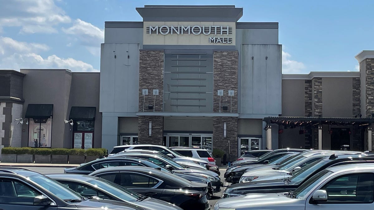 Kushner Well drop Monmouth Mall tax appeal if Eatontown OKs tax break Kushner Well drop Monmouth Mall tax appeal if Eatontown OKs tax break