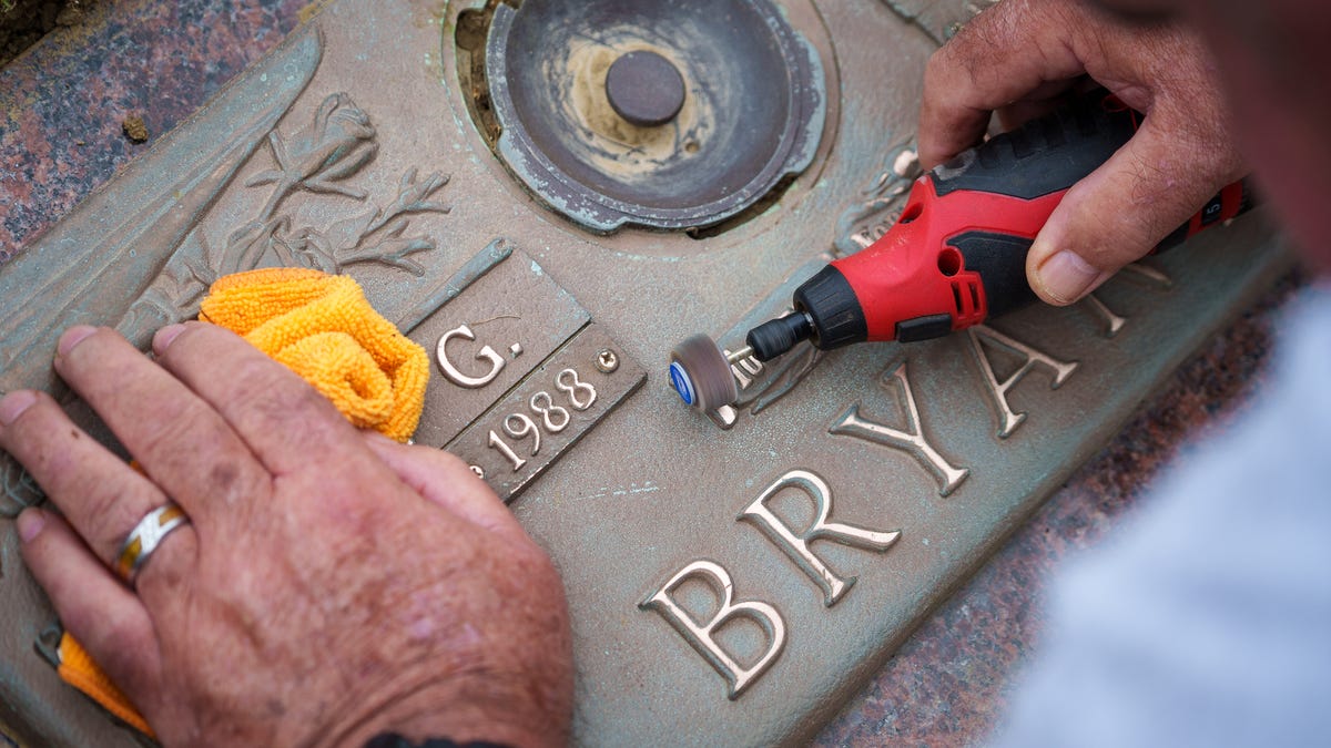 Rick Brown honors Indiana veterans by cleansing their grave markers