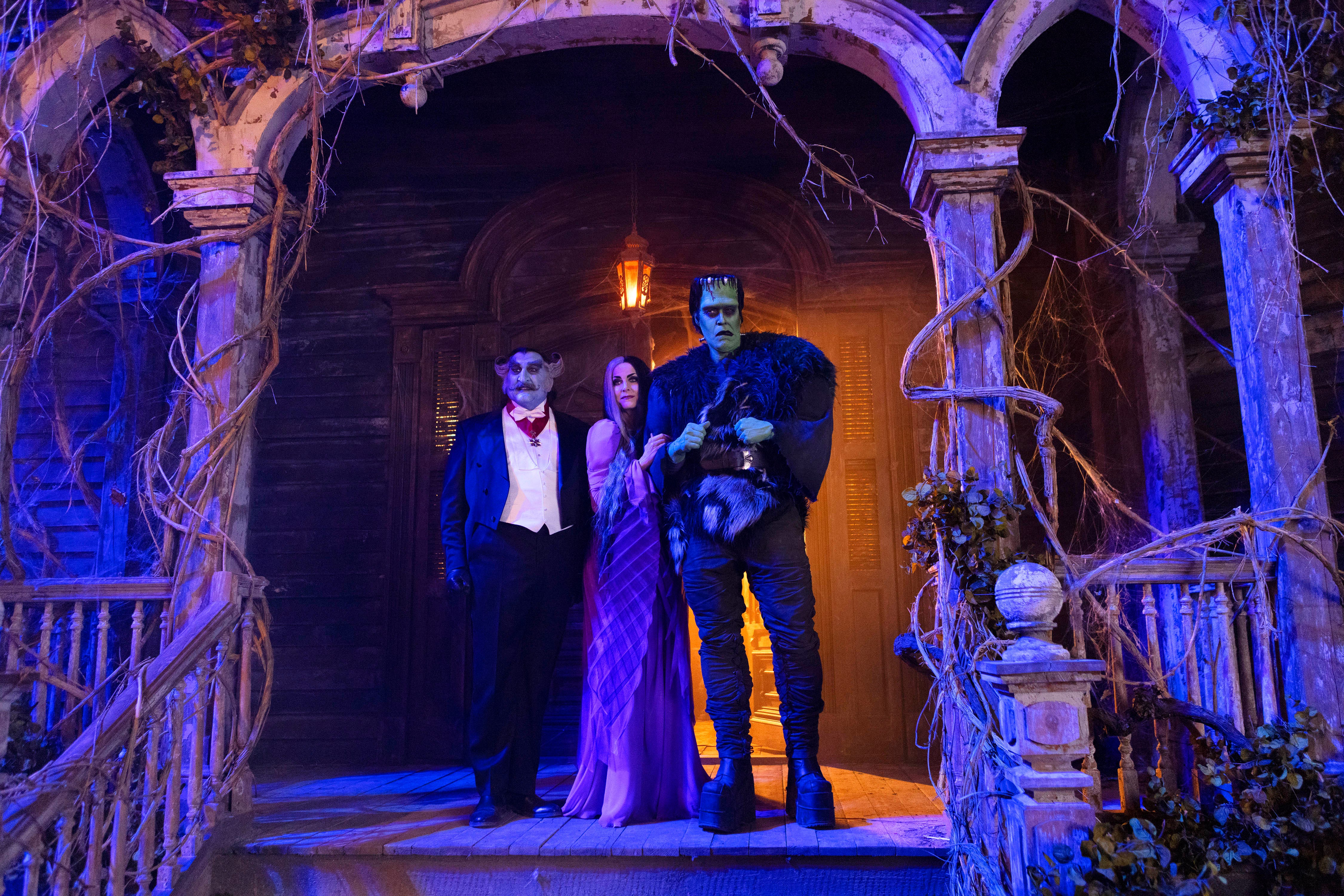 'The Munsters': Rob Zombie unleashes 'the perfect Halloween movie'