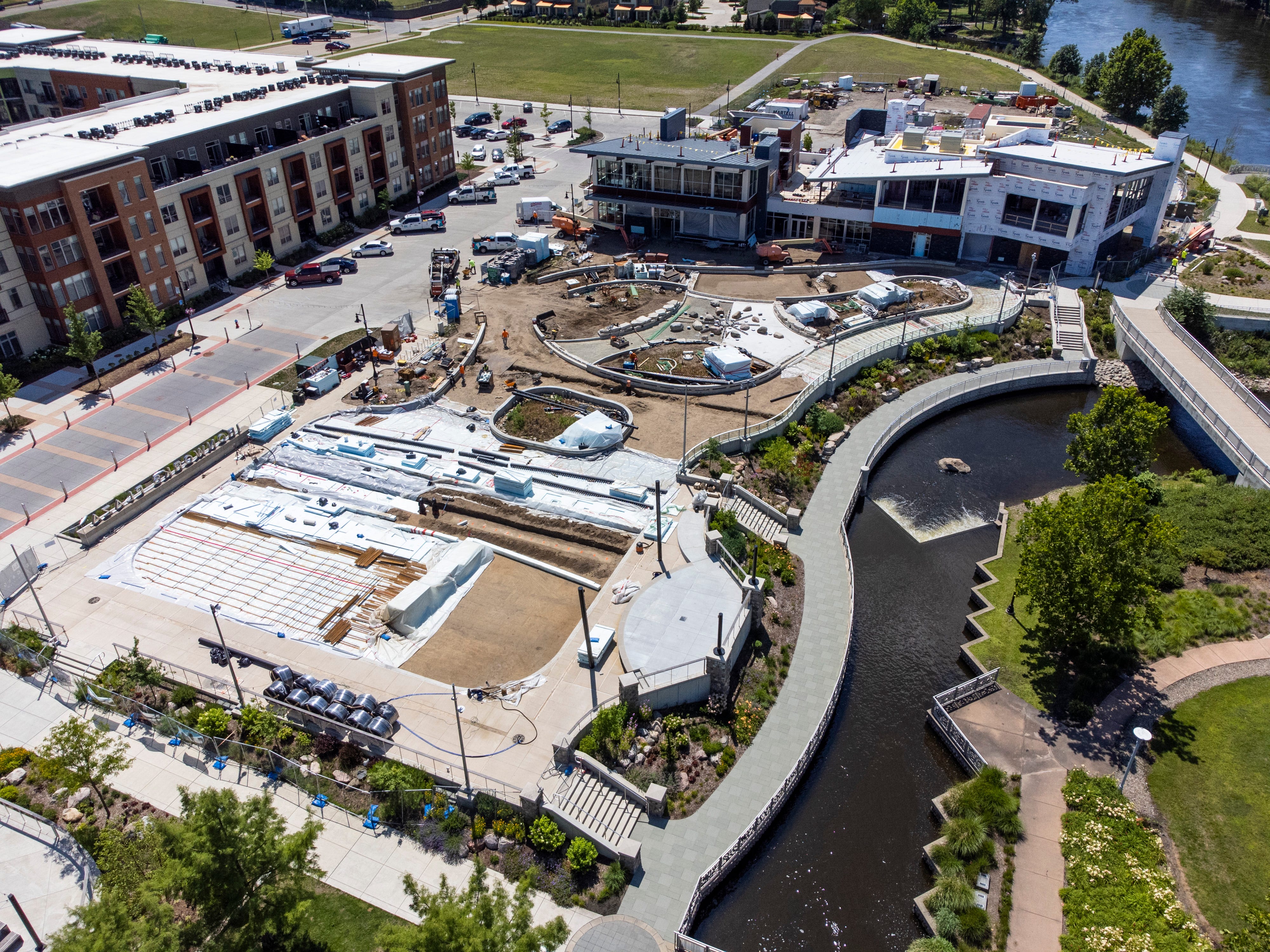 Downtown Mishawaka Ice ribbon, cafe and events center at Beutter Park