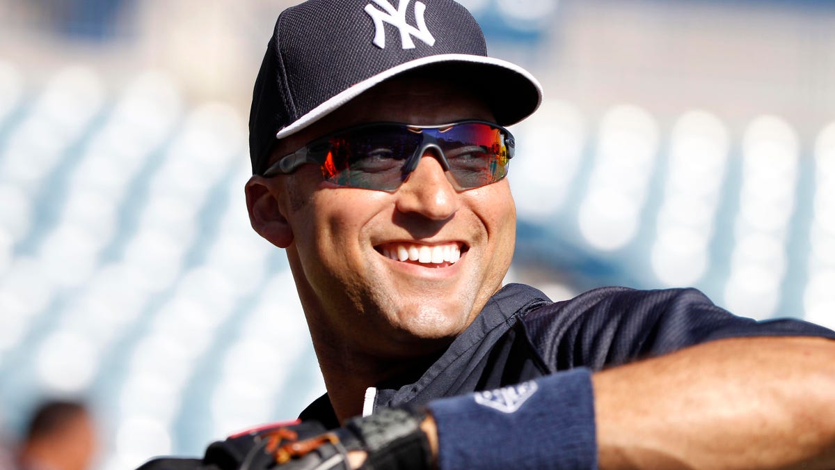 Jeter works out before a spring training game in 2014.