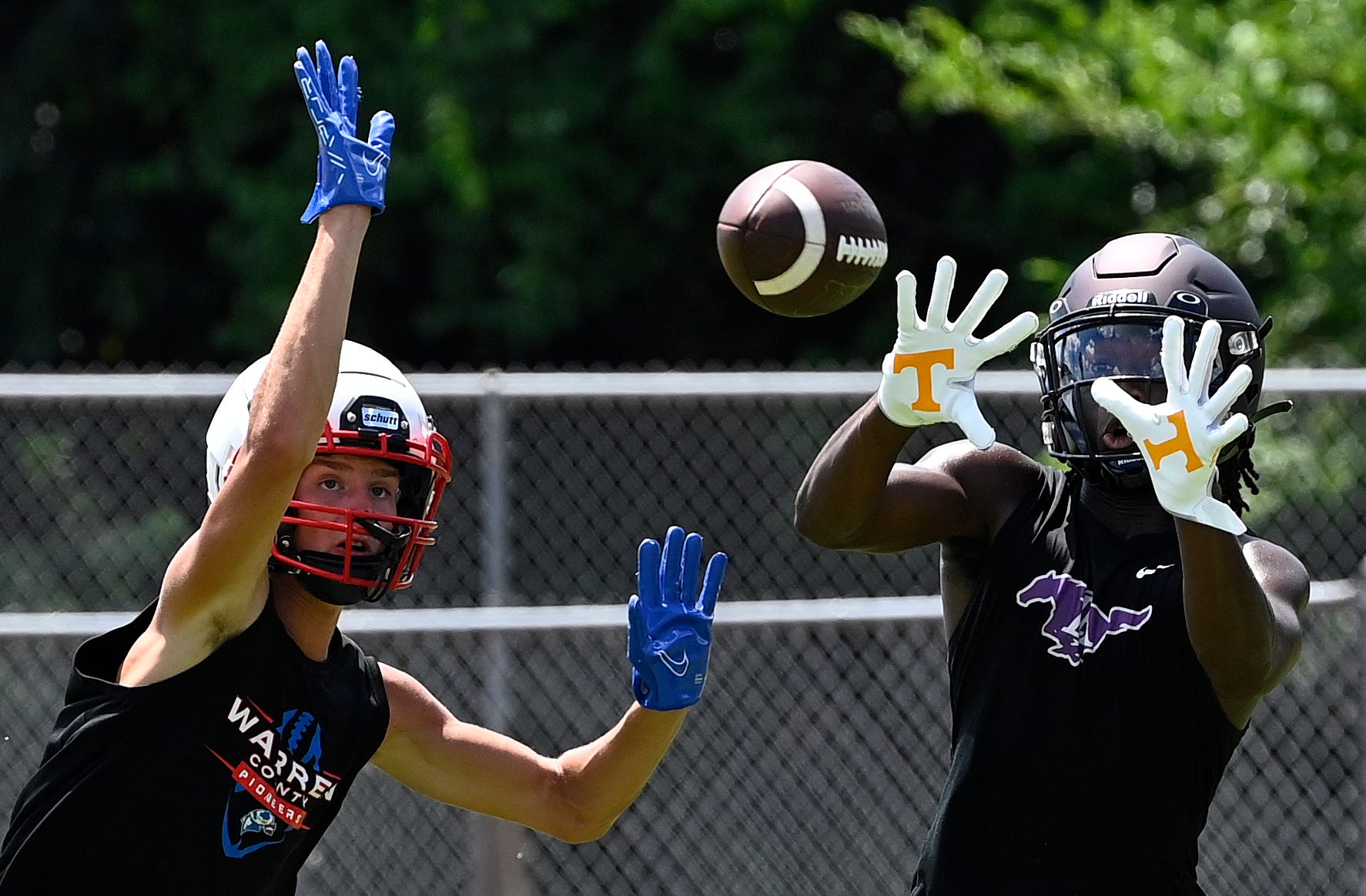 How Tennessee football commit Nate Spillman is recruiting for Vols