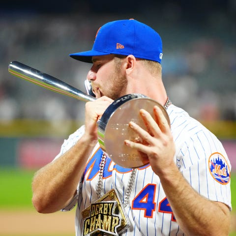 Pete Alonso will try to win his third consecutive 