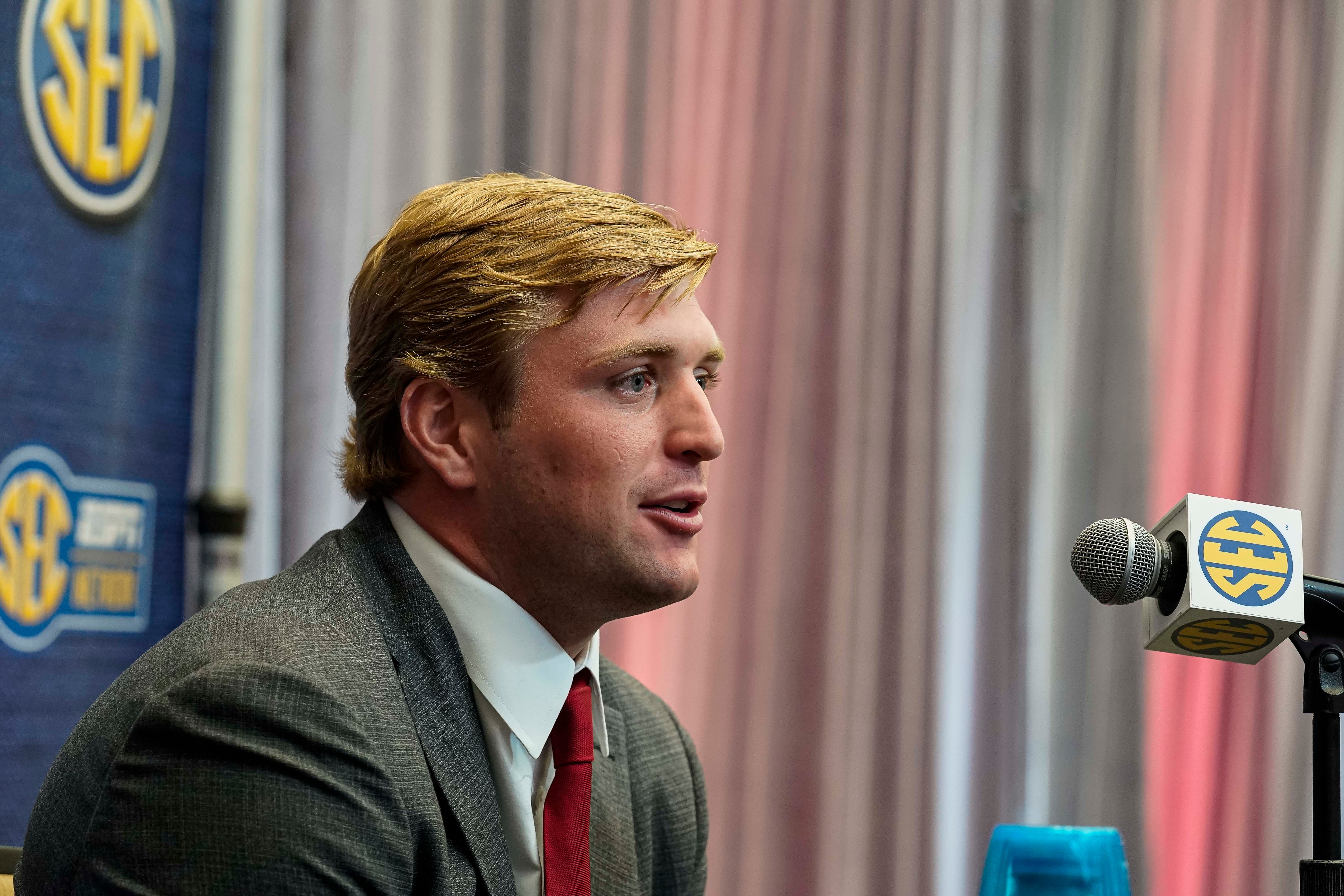 Arkansas football's Drew Sanders, Bumper Pool recap loss to Alabama