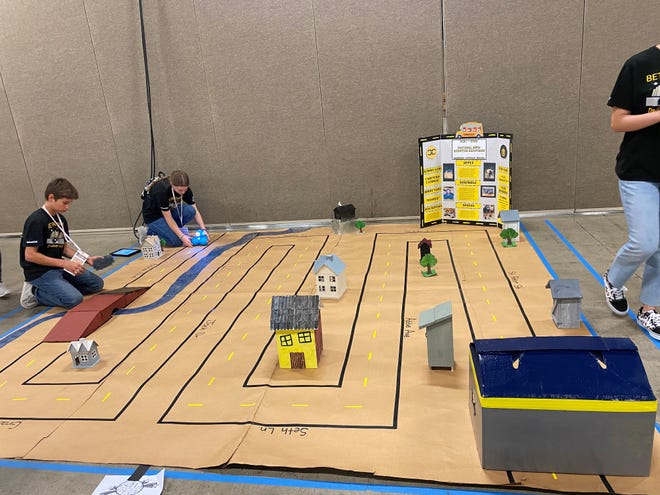 The Carencro Catholic School robotics team placed fourth in the national BETA Robotics Showcase against 40 other schools in Nashville, Tennessee. The team was the only one from a Louisiana school to place in the top 10 in the nation.