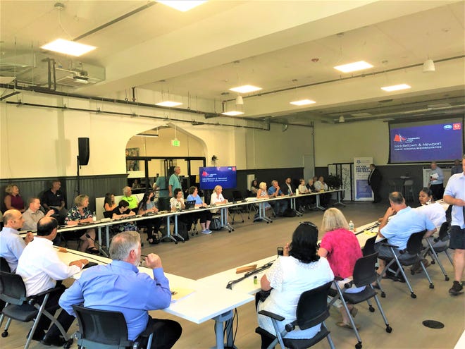 Newport, Middletown regional school district goes before town leaders Newport, Middletown regional school district goes before town leaders