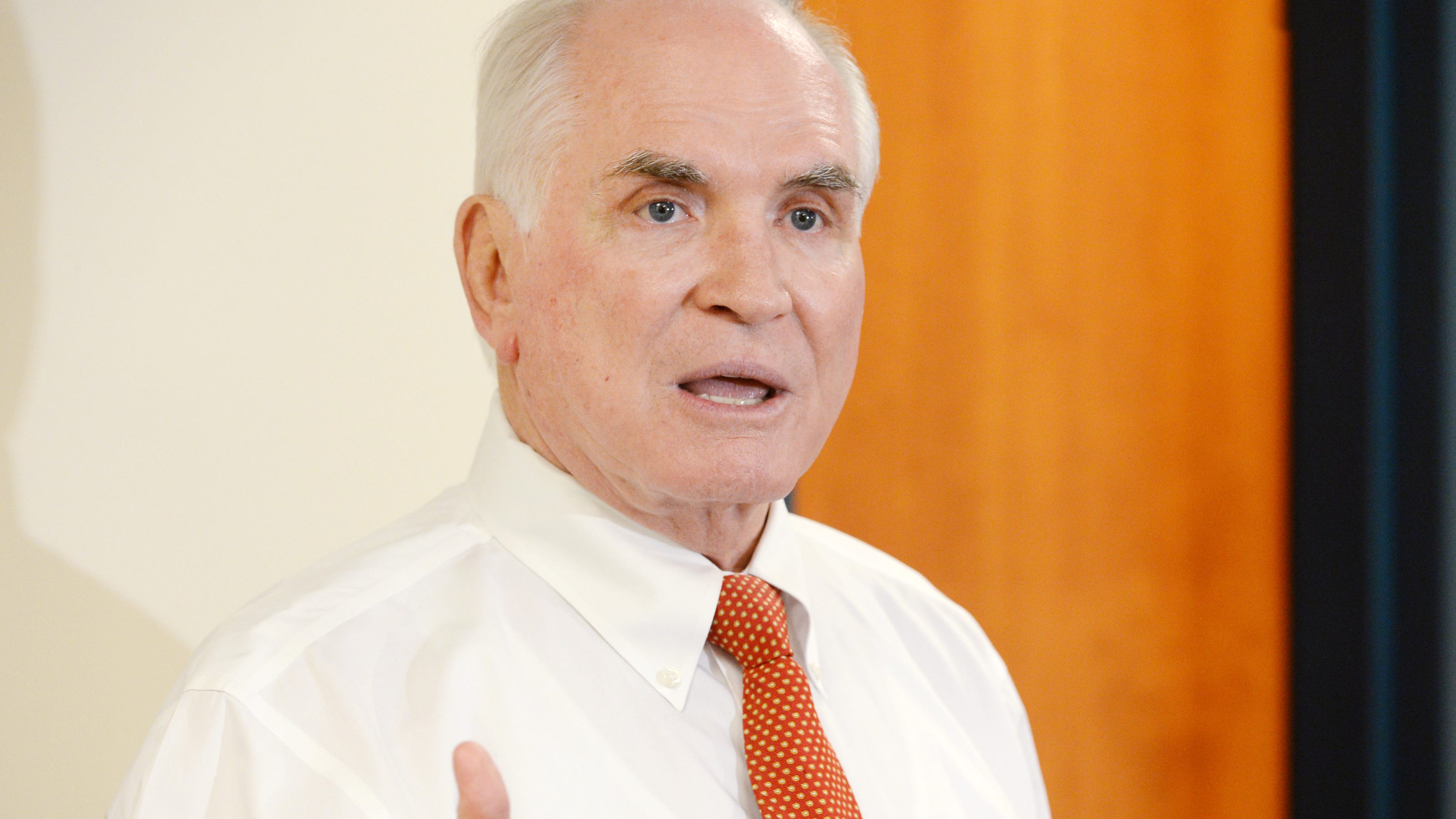 Rep. Mike Kelly speaks in Erie about claims of pardons and fake electors