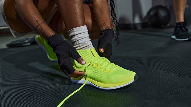 Lululemon is expanding its sneaker collection with the Chargefeel, a training sneaker for gym sessions and short runs.
