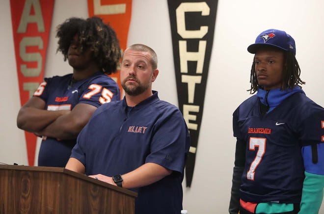 Ellet football coach Steve Fasig on leave following player's death Ellet football coach Steve Fasig on leave following player's death