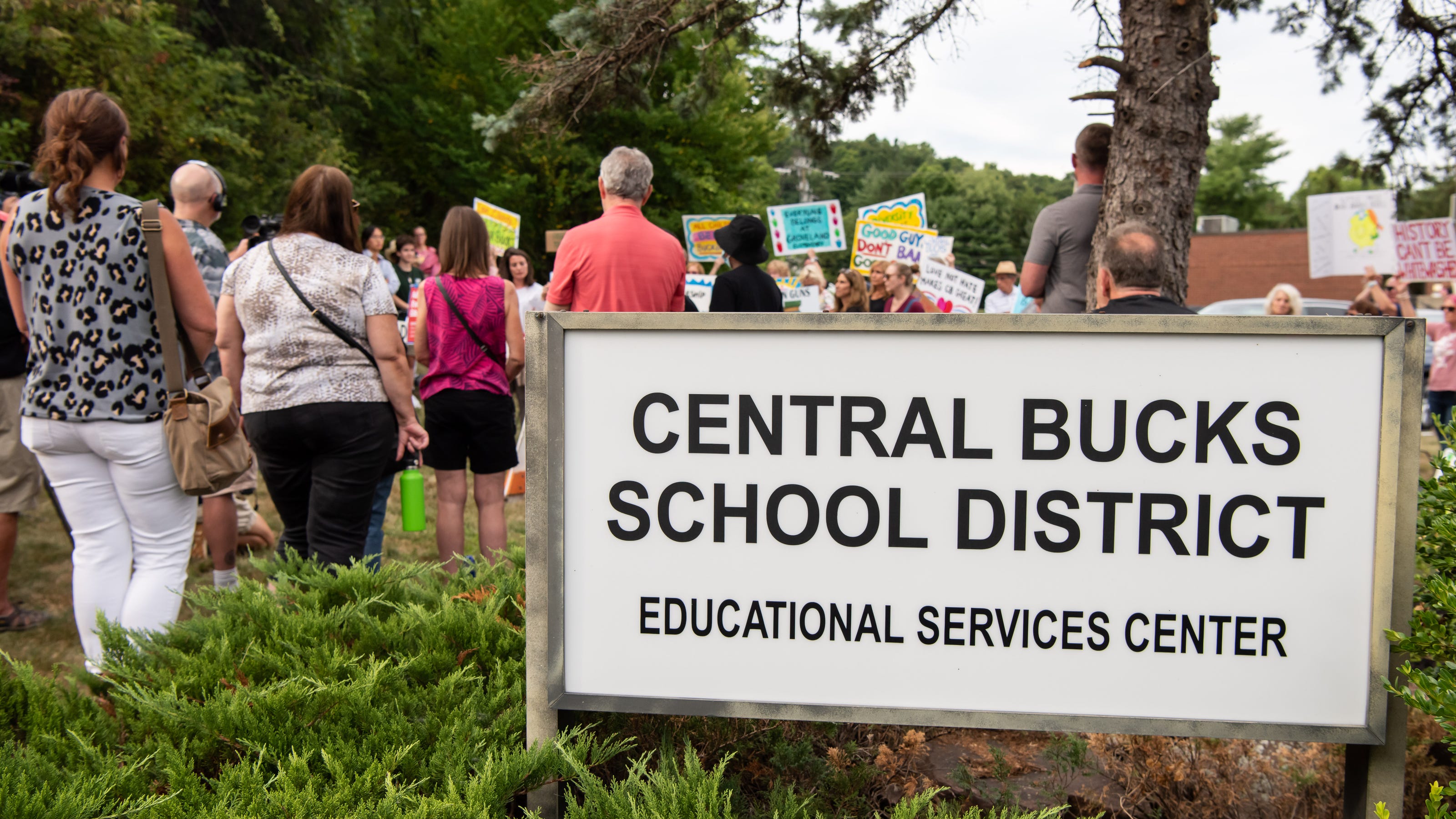 central-bucks-school-district-could-hire-law-firm-to-review-aclu-complaint