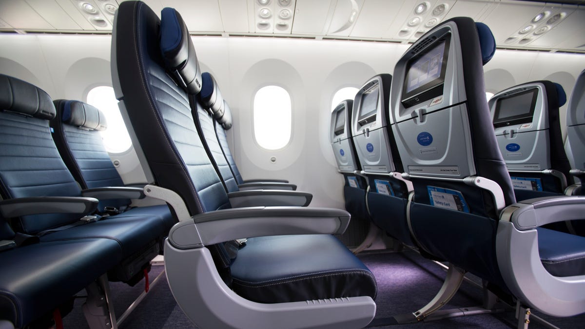 United Economy Plus seats on a United Airlines 787-9 airplane. Credit: Wayne Slezak, United Airlines HANDOUT IMAGE [Via MerlinFTP Drop]