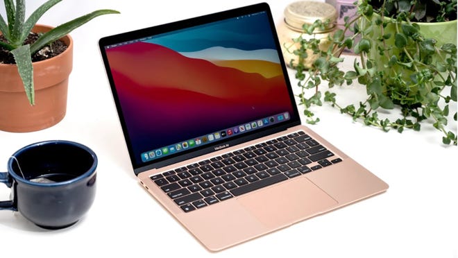 Store back-to-school presents on iPads and MacBooks now