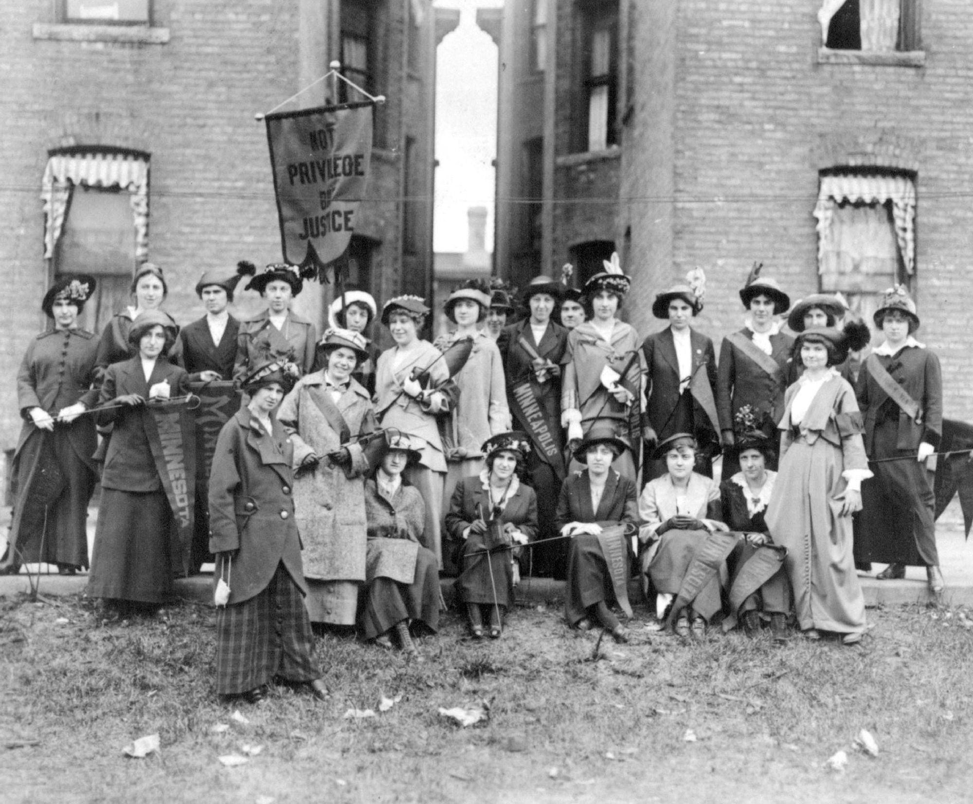 Members of the 1913 University of Minnesota Women's Suffrage Club