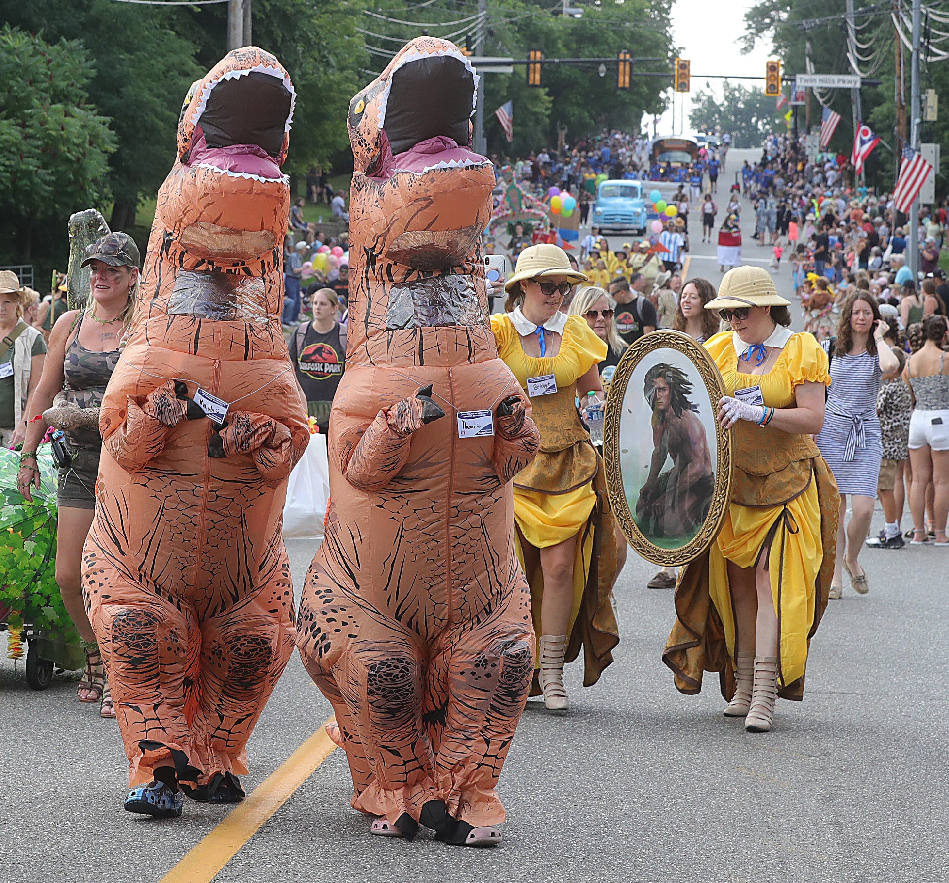 Twins Days roars to life with theme 2 the Jungle'