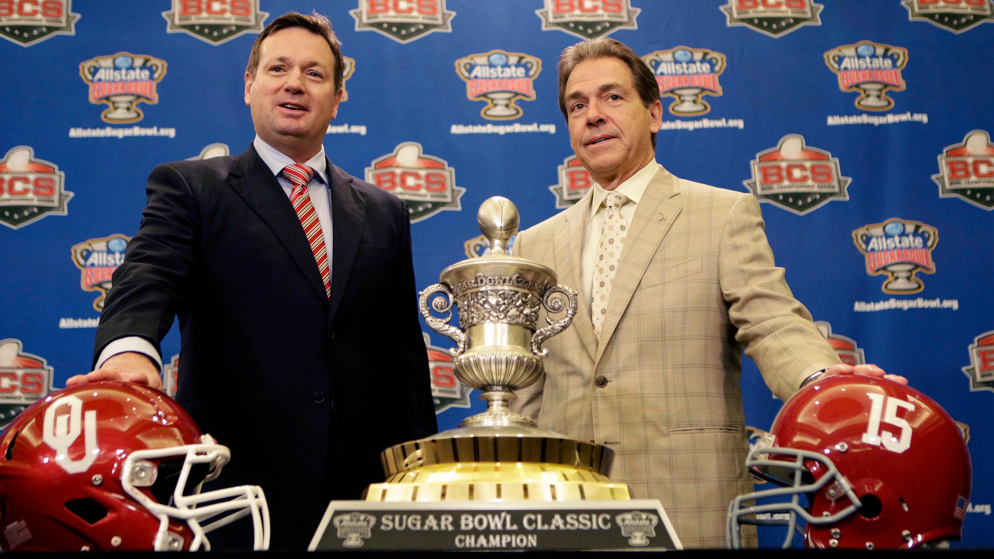 nick-saban-and-bob-stoops-uncle-once-missed-a-bar-robbery-because-they-were-talking-football