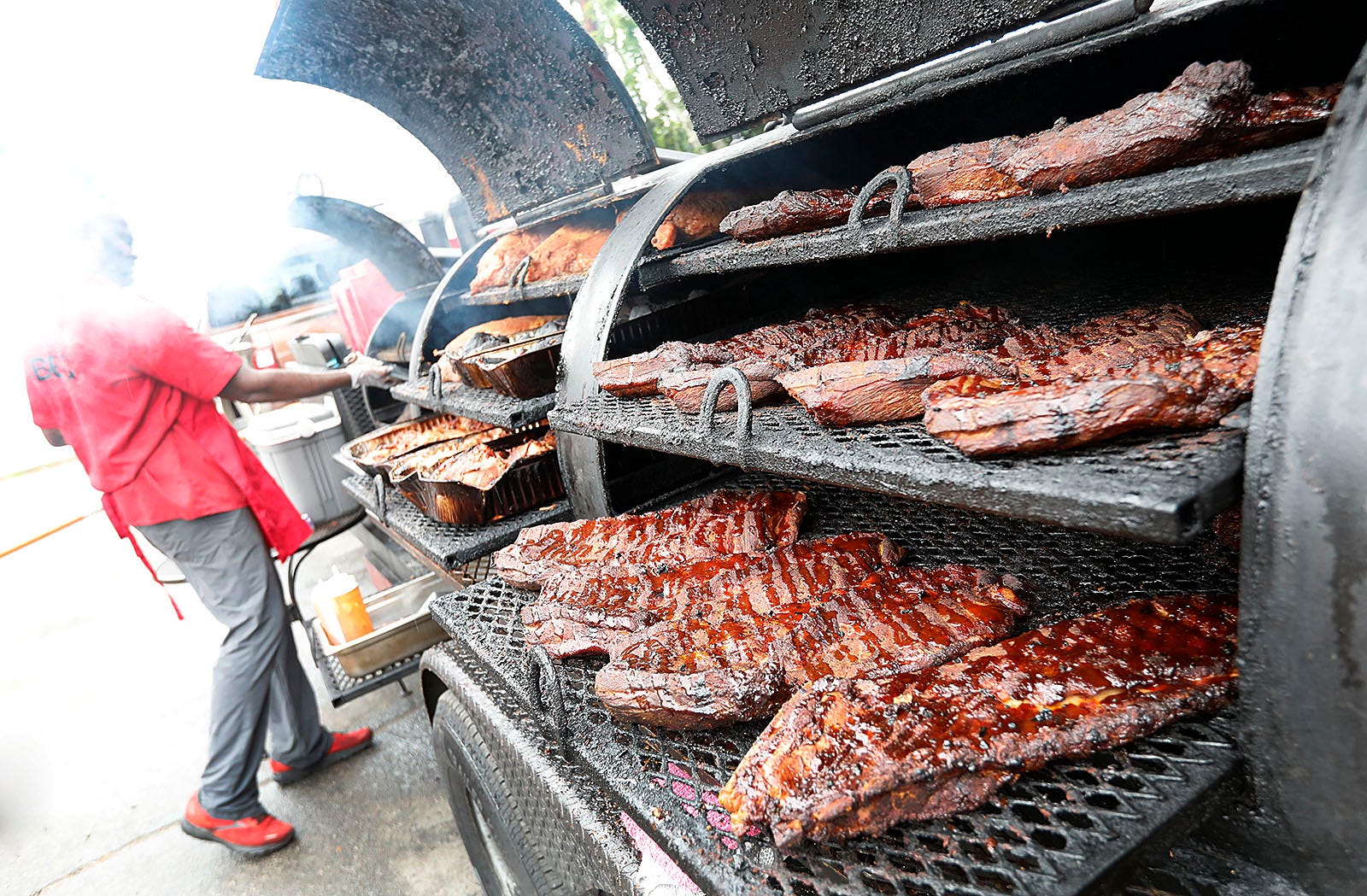 Ribs, brisket, pork Morrell's BBQ puts on a smoke show in Hingham