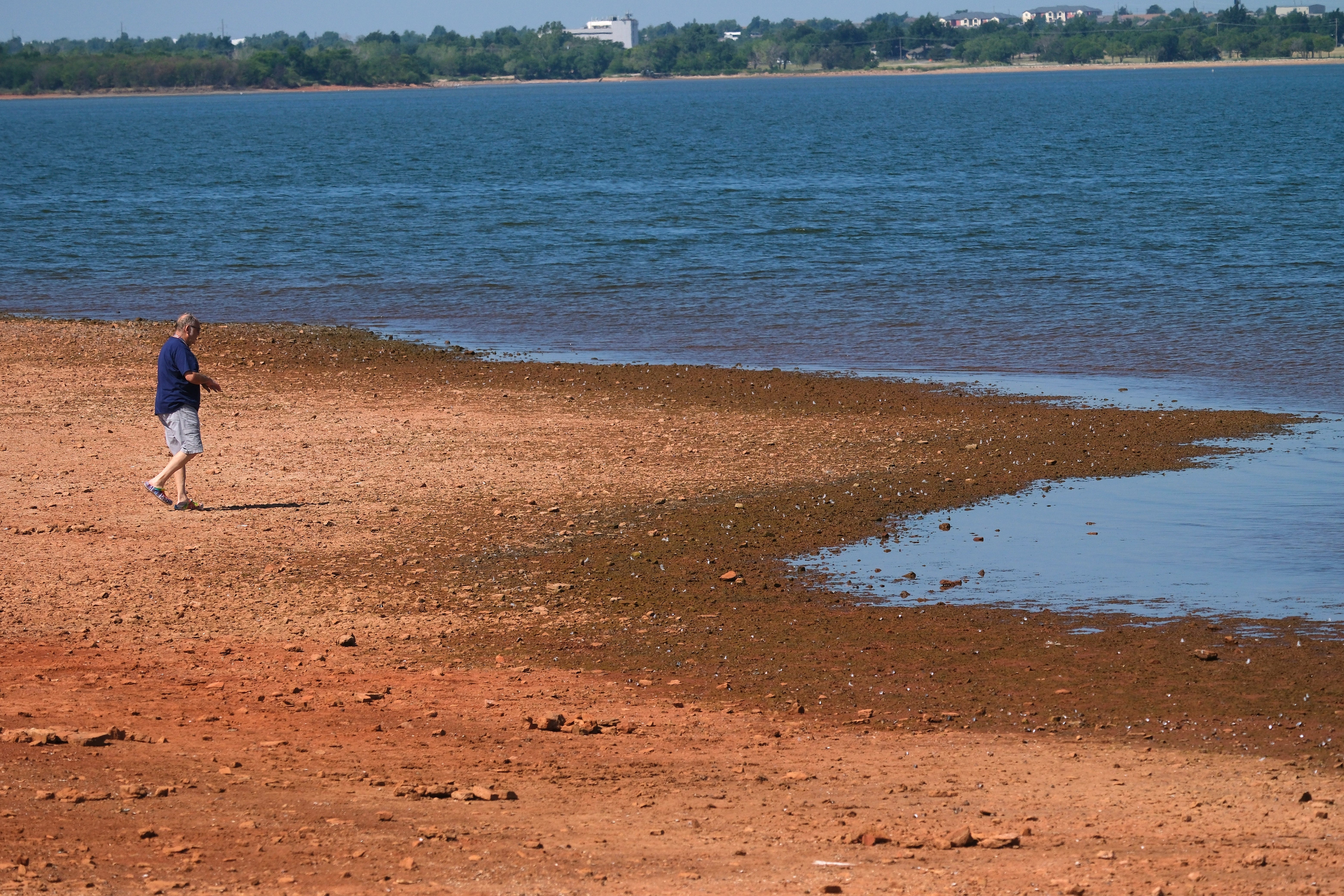 Oklahoma City's Lake Hefner to receive water from Canton Lake