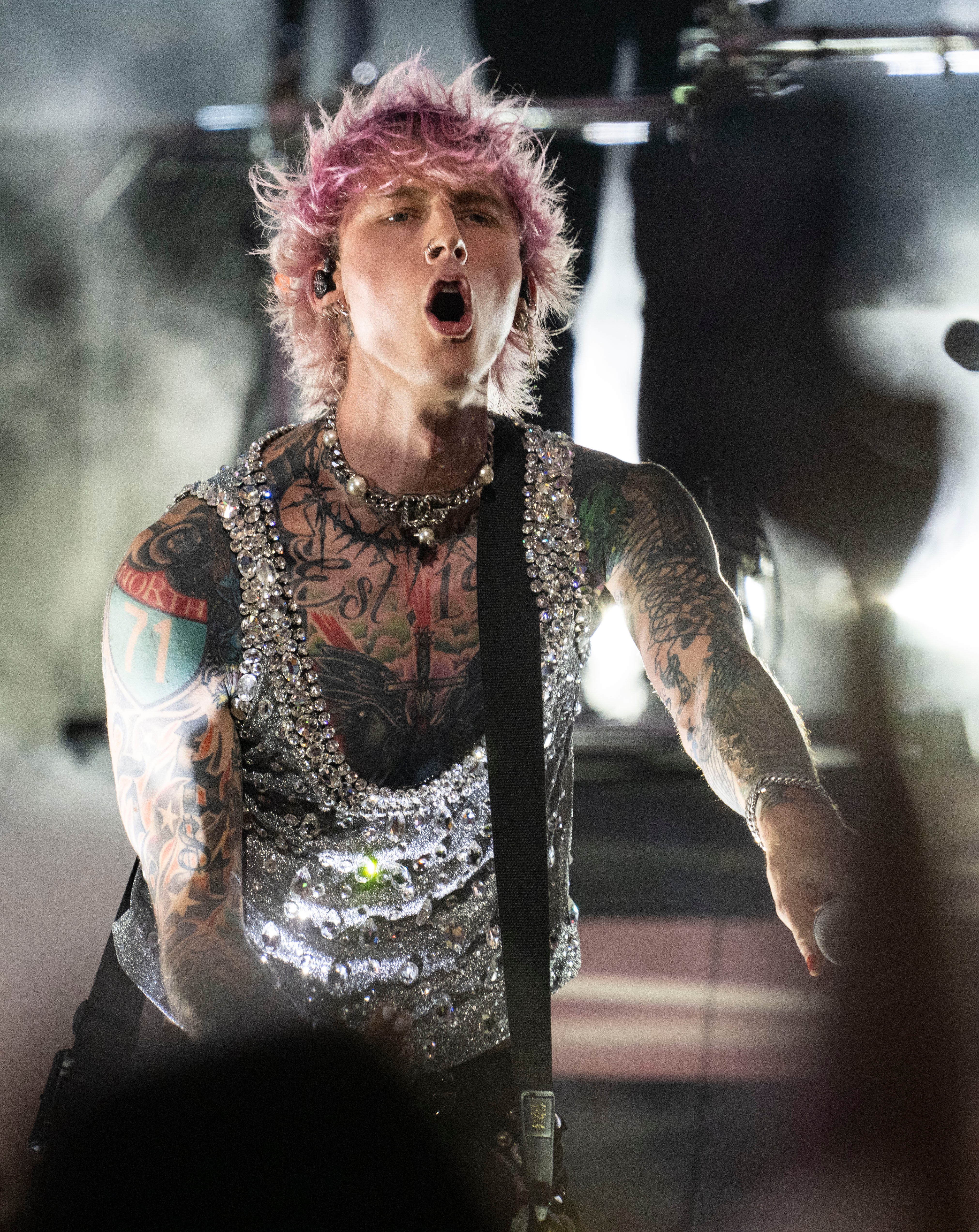 Machine Gun Kelly gives Noblesville Ruoff crowd an energetic show