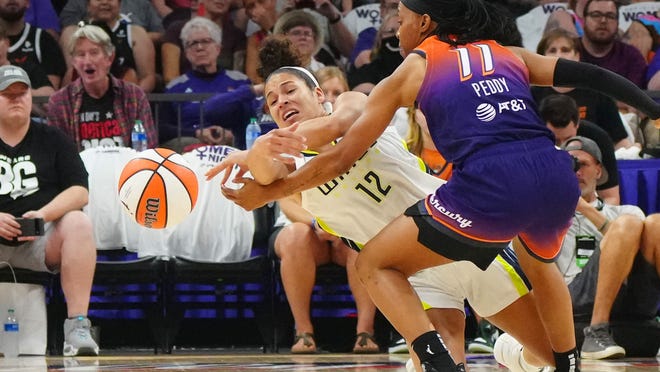 Mercury menjaga harapan playoff WNBA tetap hidup dalam kemenangan atas Dallas Wings