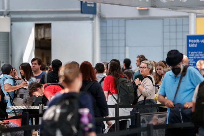CDC relaxes quarantine guidelines: What travelers should know CDC relaxes quarantine guidelines: What travelers should know