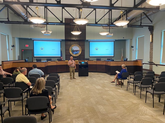 New Smyrna Beach officials host a public meeting Tuesday night, Aug. 16, 2022. Commissioners met on Tuesday, Sept. 13, in the City Commission chambers at 210 Sams Ave. to vote on proposed salary increases for the city manager, city attorney and city clerk.