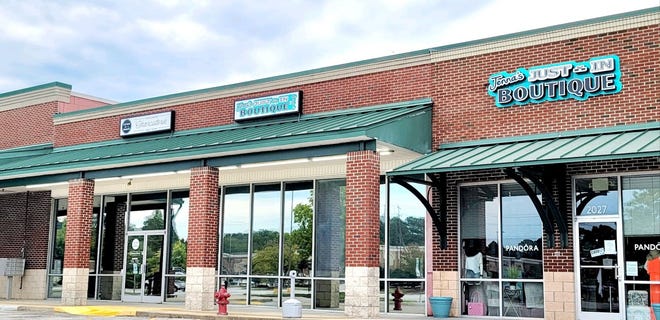 Jenna's Just-In Boutique has expanded to include a restaurant, bites on a board is now part of the 6000 sq. feet business on Glenburnie Road.
