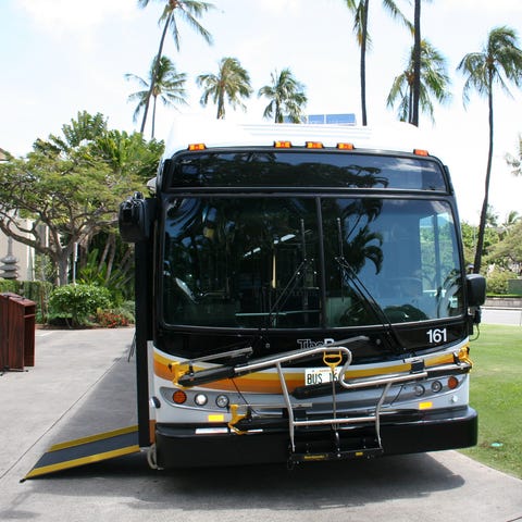 Honolulu passenger bus with BAE Systems' HybriDriv