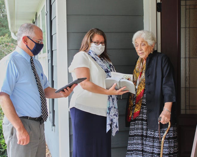 Tallahassee Jehovah’s Witnesses will resume their trademark door-to-door ministry beginning Sept. 1;