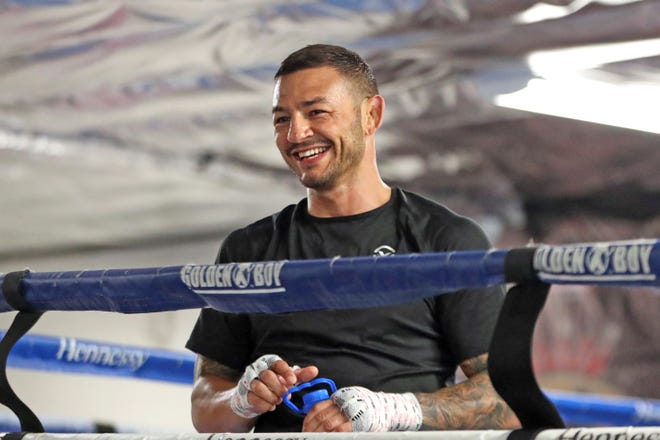 Cub Swanson trains for his next fight in the UFC's bantamweight division in Indio, Calif., on August 22, 2022. 