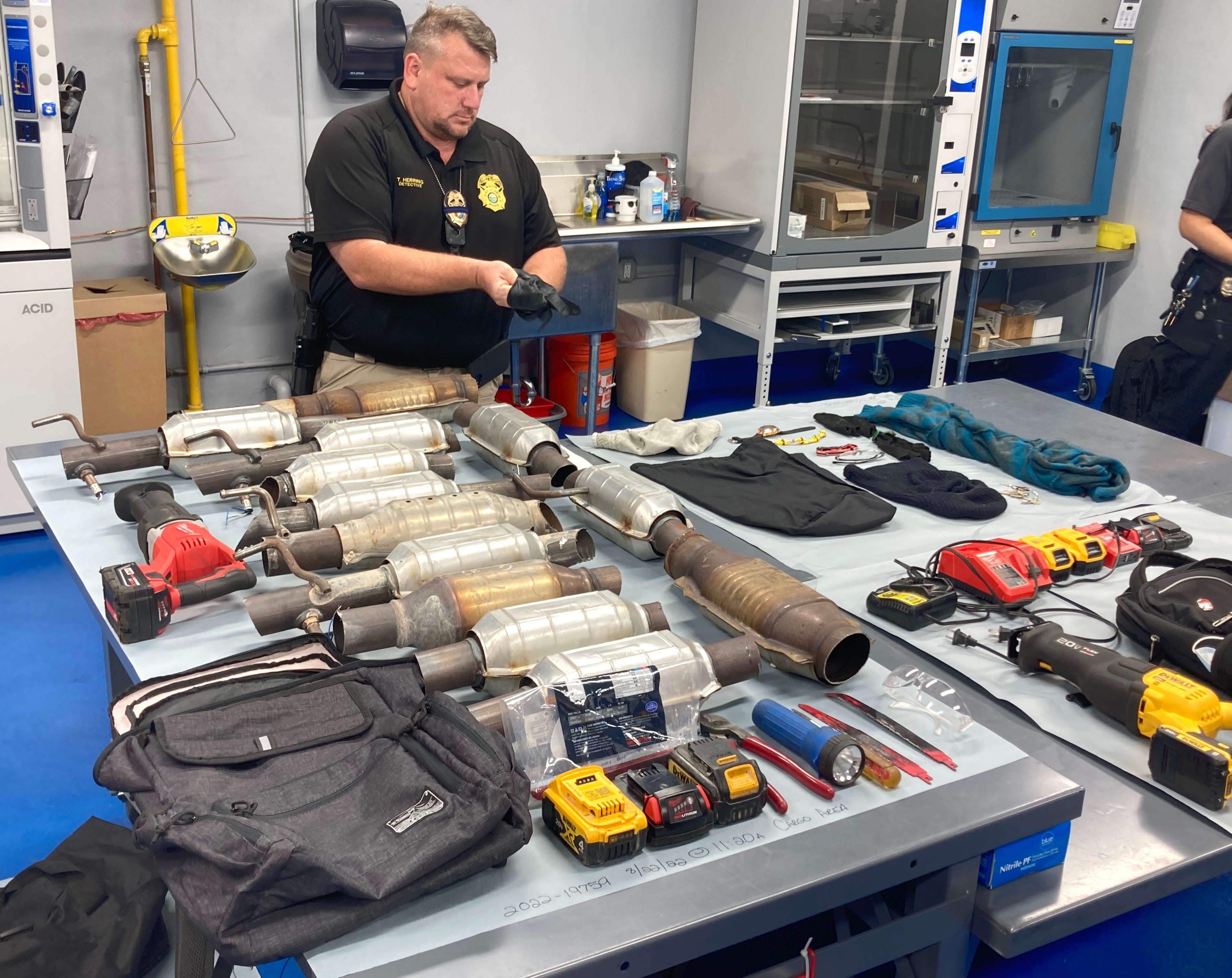 Catalytic converter thefts are 'nationwide epidemic,' police said